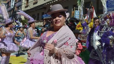 maría nela prada turbante